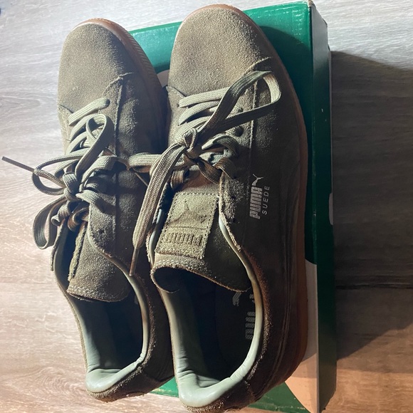 MENS “ pumas “ olive green - Picture 4 of 5